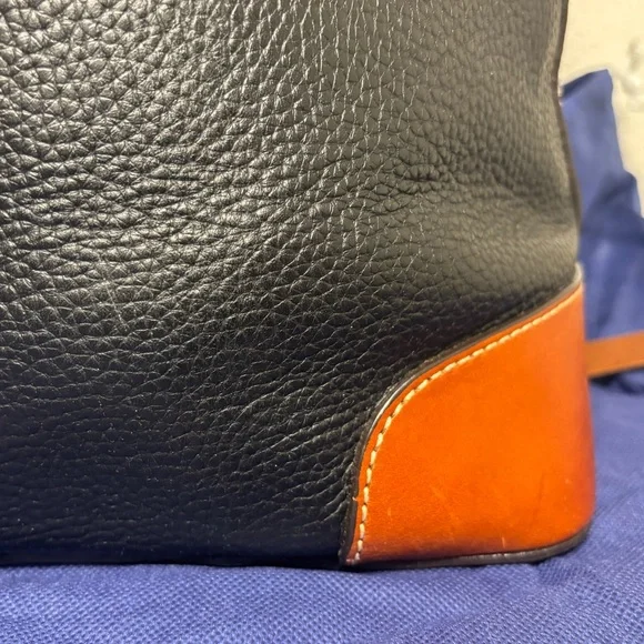 Dooney & Bourke Black and Tan Leather Purse NWOT - Picture 5 of 8
